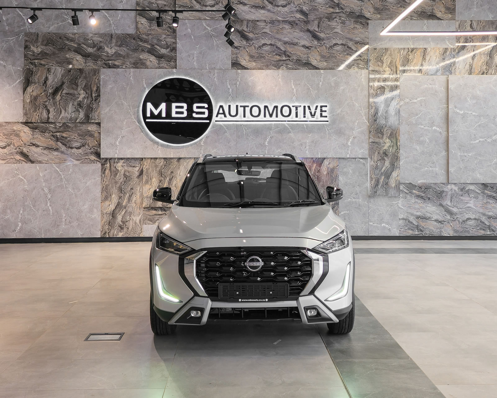 2026 Nissan Magnite 1.0 Acenta AMT – Silver
