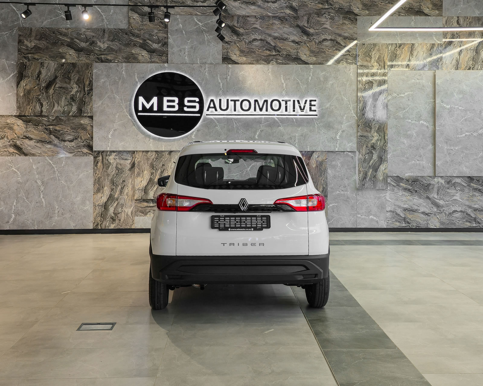 Car Dealer Template #12982